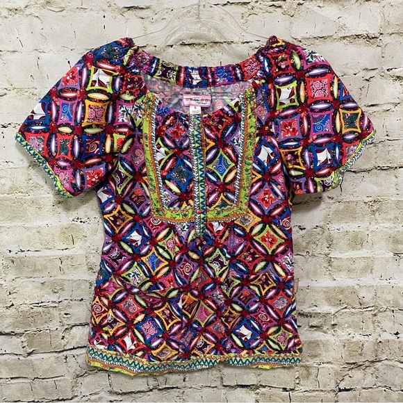 Koi Happy Colorful Bohemian Boho Pattern Print Short Sleeve Scrub Top - Picture 1 of 7